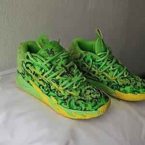 Puma LaMelo Ball MB.03 JR. Lefrance. 379327-01 Size 5.5